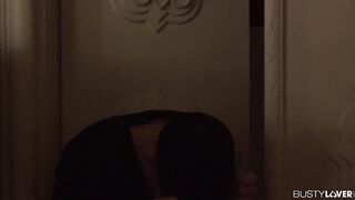 Kyra Hot a magyar pornófilmes bekúrva