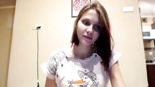 Lilly a terhes tini bige maszturbációja