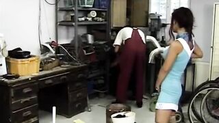 Mónika a Kokeró kisasszony