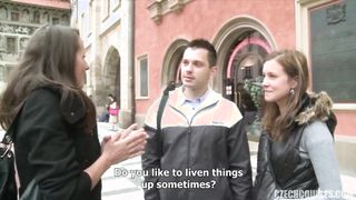 Tini lánynak bejön a hatalmas hímvessző