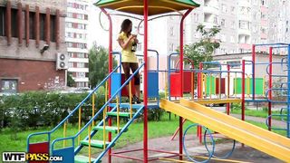 Amatőr orosz tini bigét kefélnek