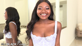 AllBlackX - Noemie Bilas a cuki fekete picsa