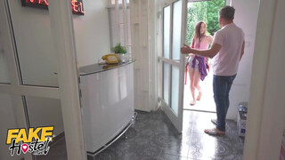 Fake Hostel - Tini csajok meghágva rendesen