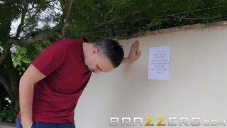 Brazzers - Nina Elle a kurva katona nőci