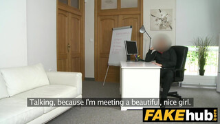 Fake Agent az orosz picike csajszi Anna Rey istenien kúr