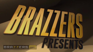 Brazzers - Cherie Deville tini manussal kúrel