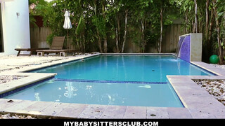 MyBabySittersClub - fullos latin bébiszitter az apukával közösül