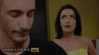 Brazzers - Zuzu Sweet-et popóba dugja a Barista pasi