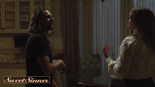 Family Sinners - Kayley Gunner a méretes keblű nevelő anya