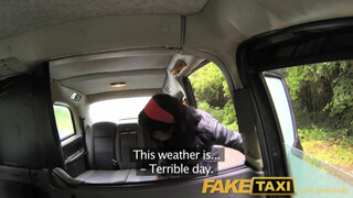 FakeTaxi - latin amerikai nőci análba kefélve