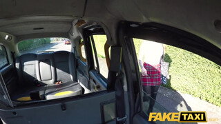 Fake Taxi - Kylie Nymphette a kurva egyetemista picsa