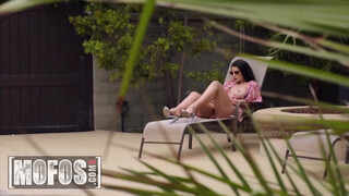 MOFOS - LaSirena69 a hatalmas didkós brazil hölgyemény