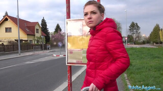 Public Agent - Amatőr csajszi pénzért bekúrva