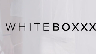 WhiteBoxxx - Izzy Lush az isteni formás latina punci