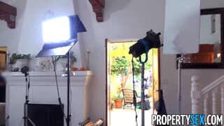 PropertySex - Riley Reid mint ingatlanos tini picsa