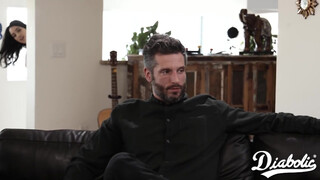 Diabolic - kolumbiai kisasszony és a nevelő apja