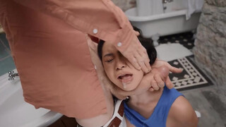 Brazzers - Ali Cash dug a hatalmas faszú tanárral