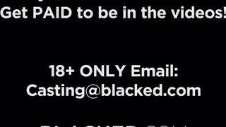 BLACKED - Ava Koxx és egy méretes méretes csoki hímtag