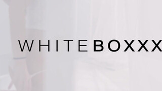 WHITEBOXXX - a rendes nőci megoszotik a faszon