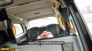 Fake Taxi - Bombázó latin amerikai lány megkúrva a taxiban