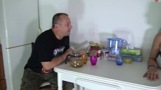 Tiana a méretes kannás asszony