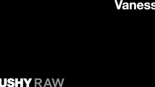 TUSHYRAW - Vanessa várja a fenekébe a pélót
