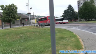 PublicAgent - Lulu Jung a hippi bige
