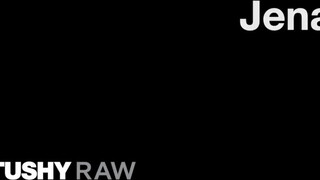 TUSHYRAW - Jena durván hátsó bejáratba tolva