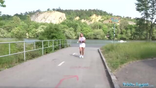 Public Agent - Hatalmas kannás formás seggű bige