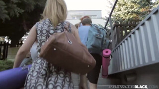 Private Interracial - Luna Rival picsája megdöngetve