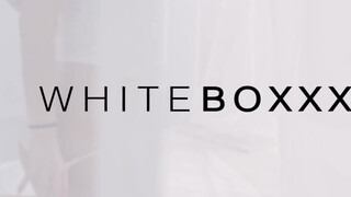 WHITEBOXXX - Liya Silver a bombázó csöcsös bige