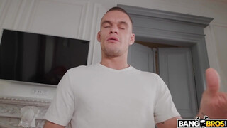 BANGBROS - Max Dior a dögös latin amerikai kiscsaj