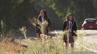 Casey Calvert és Whitney Wright hármasban basznak