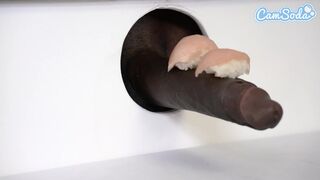 Hatalmas keblű leszbi milf-ek sushi glory hole kalandja bbc szopással és cuki ázsiai tinitel